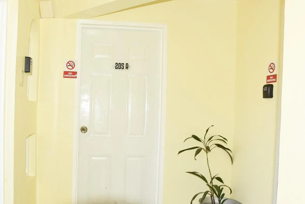 Private 2 Bedroom - Pool N Beach 205A Montego Bay Appartamento