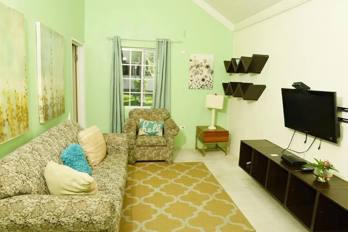 Private 2 Bedroom - Pool N Beach 205A Montego Bay Appartamento